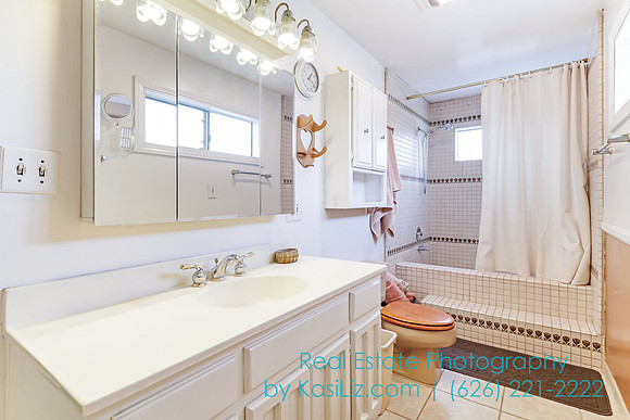 Real Estate Photography | 211 N Myers Street | Burbank CA | by Kasi Liz Hyrapett | Photographer