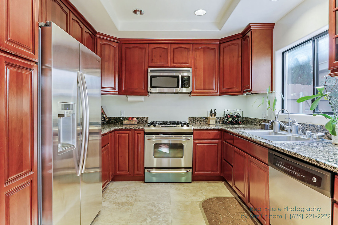 real-estate-photography-oswego-pasadena-ca-house-home-property-kitchen-photographer