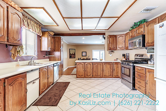 Real Estate Photography | 211 N Myers Street | Burbank CA | by Kasi Liz Hyrapett | Photographer