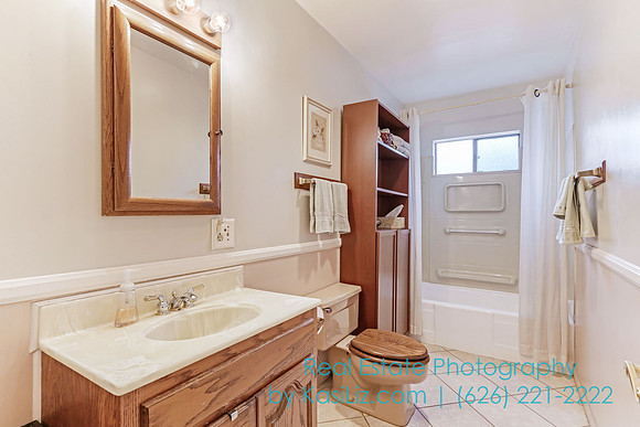 Real Estate Photography | 211 N Myers Street | Burbank CA | by Kasi Liz Hyrapett | Photographer