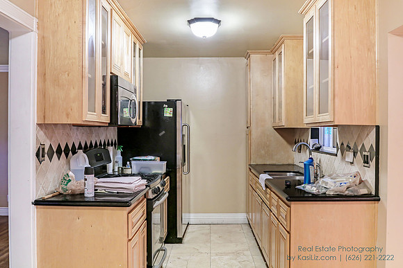 Real Estate Photography | 109 South Grandview Ave | Covina California | by Kasi Liz Hyrapett | Photographer