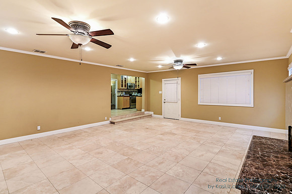 Real Estate Photography | 109 South Grandview Ave | Covina California | by Kasi Liz Hyrapett | Photographer
