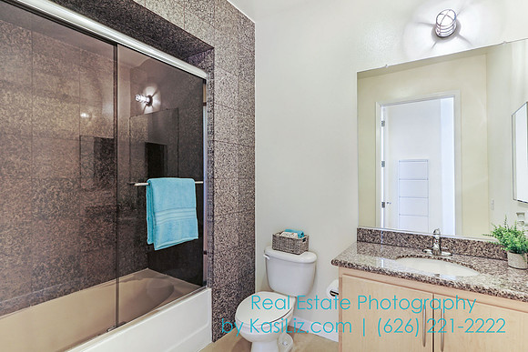 Real Estate Photography | 175 South Lake Ave 316 | Pasadena California | by Kasi Liz Hyrapett | Photographer