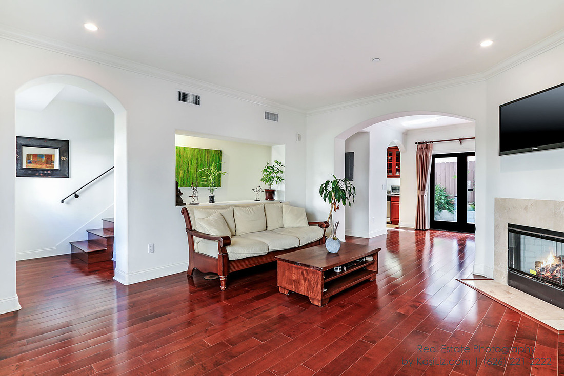 real-estate-photography-oswego-pasadena-ca-house-home-property-living-room-photographer